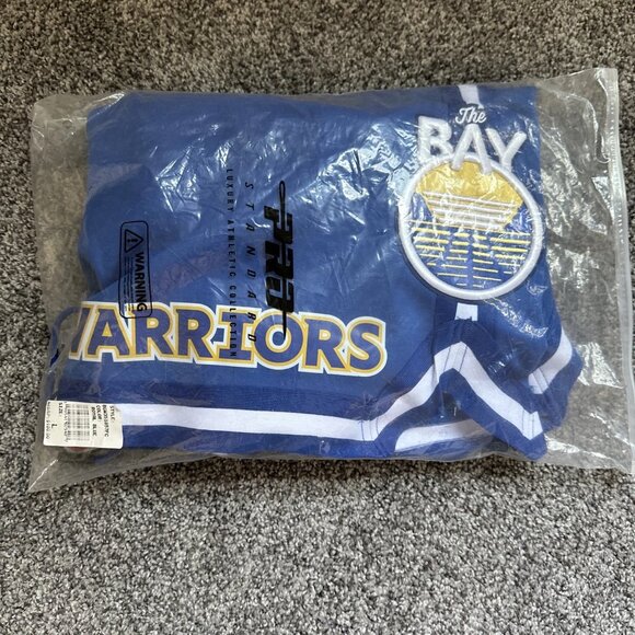 Share Men PRO STANDARD Golden State Warriors Logo Short Size Large - Picture 12 of 12